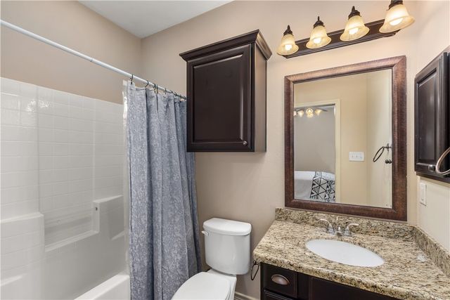 414 Momma Bear Drive, College Station, TX 77845