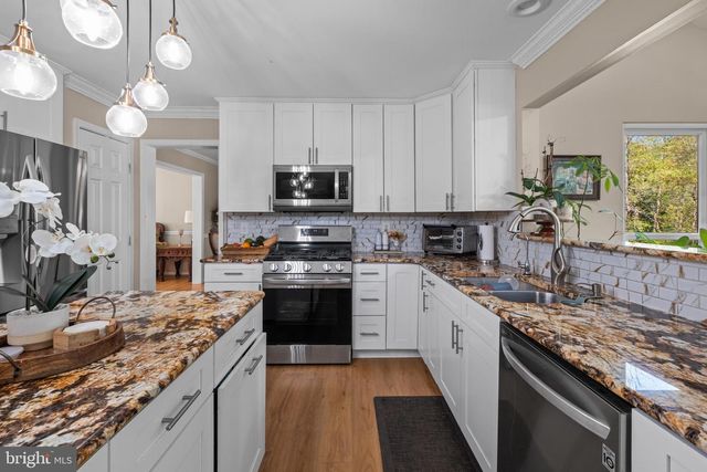 10606 FORESTGATE PL, Glenn Dale, MD 20769