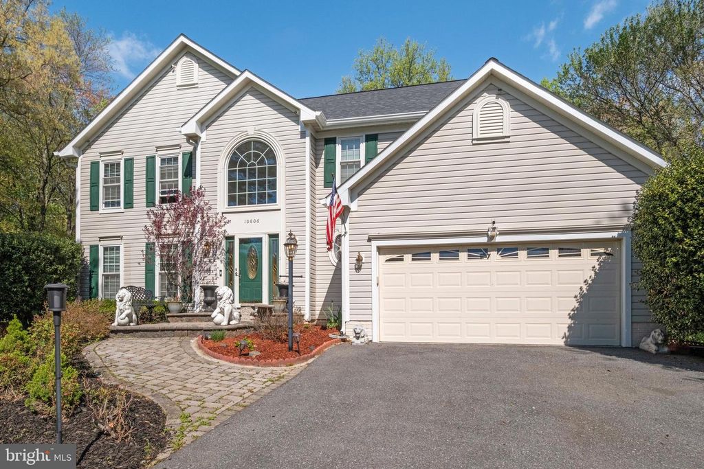 Image 2 of property listing at 10606 FORESTGATE PL, Glenn Dale, MD 20769