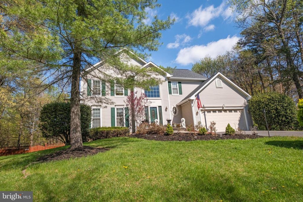 Image 41 of property listing at 10606 FORESTGATE PL, Glenn Dale, MD 20769