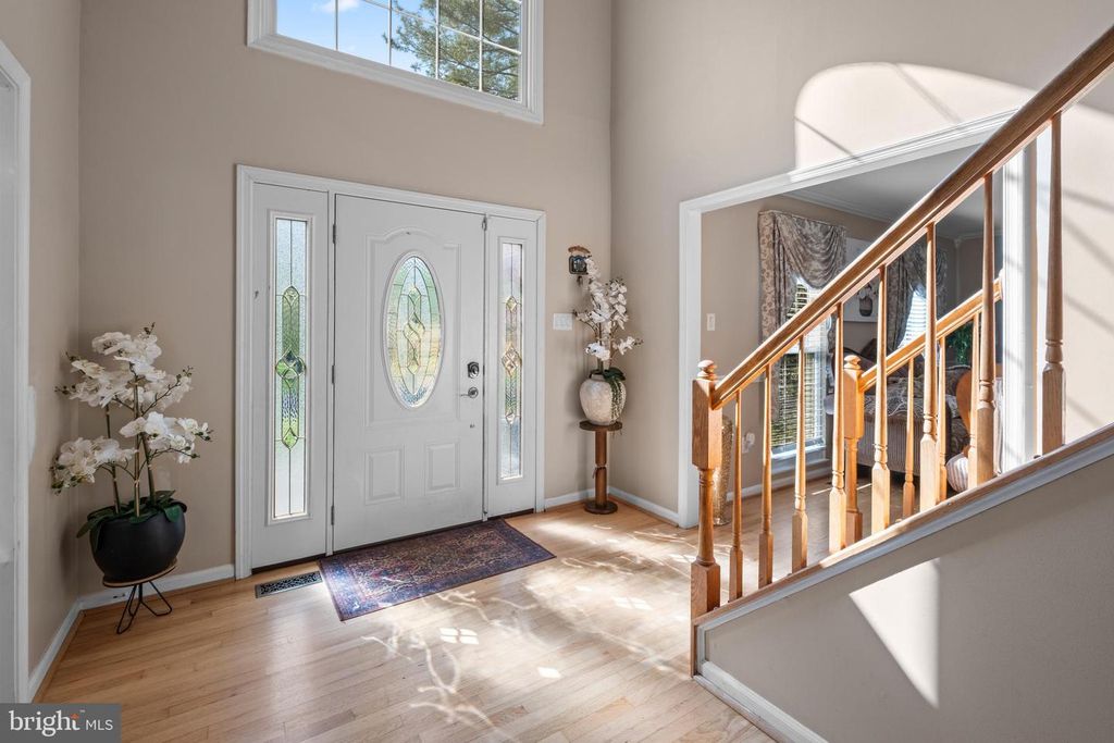 Image 7 of property listing at 10606 FORESTGATE PL, Glenn Dale, MD 20769