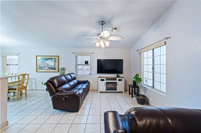 2312 E Sundance Drive, Fort Mohave, AZ 86426