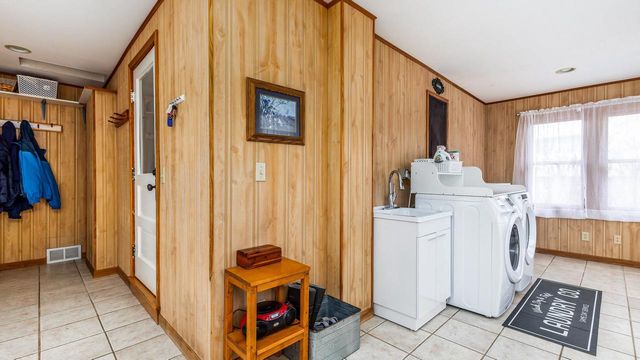 465 S Court Street, Platteville, WI 53818