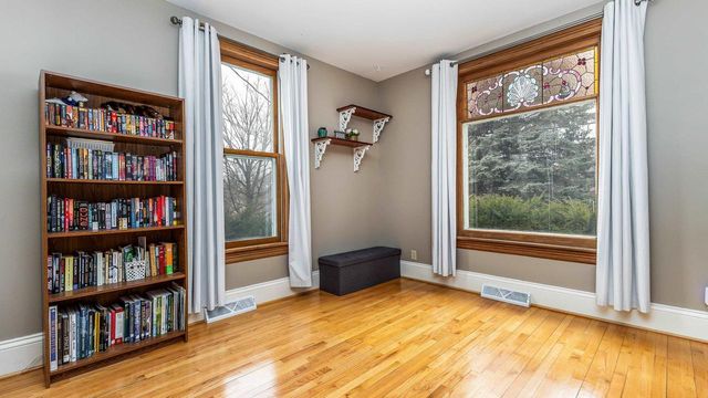 465 S Court Street, Platteville, WI 53818