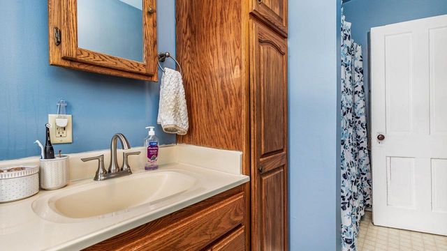 465 S Court Street, Platteville, WI 53818