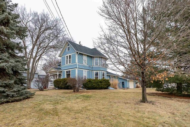 465 S Court Street, Platteville, WI 53818