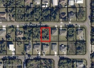 134 Fayetteville Street SW, Palm Bay, FL 32908