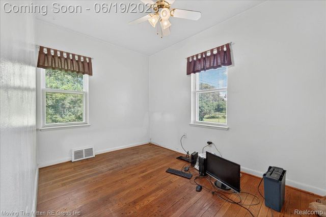 6390 Brookville Road, Salem Township, MI 48178