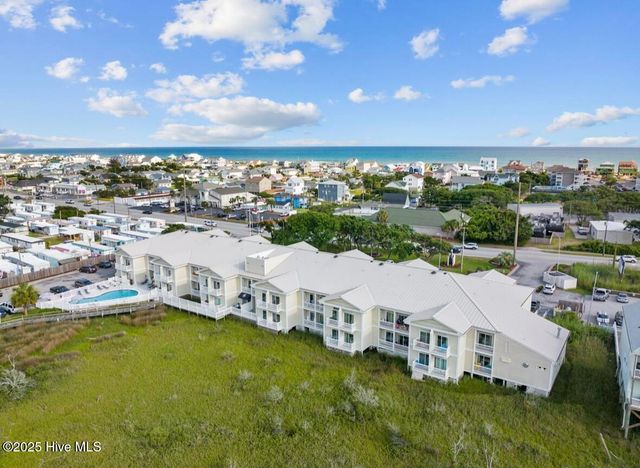 602 W Fort Macon Road 128, Atlantic Beach, NC 28512