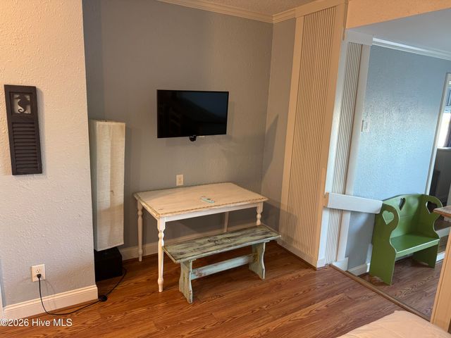 602 W Fort Macon Road 128, Atlantic Beach, NC 28512