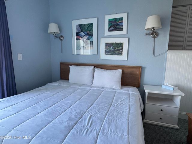 602 W Fort Macon Road 128, Atlantic Beach, NC 28512