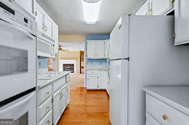 230 Stornoway Drive UNIT 4, Clayton, GA 30525