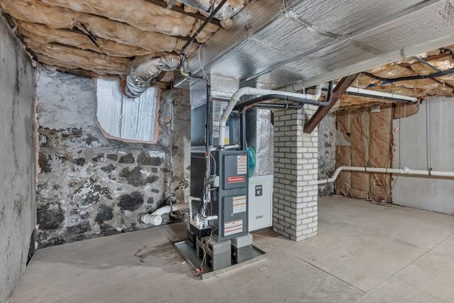 73 Walnut St, Dedham, MA 02026