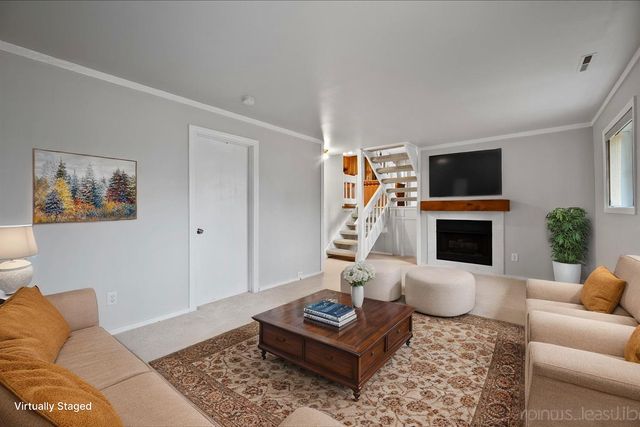 1009 Sutton Drive, Crystal Lake, IL 60014