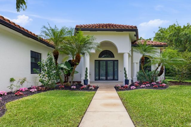 8717 Estate Drive, West Palm Beach, FL 33411