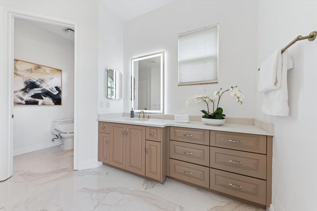 8717 Estate Drive, West Palm Beach, FL 33411