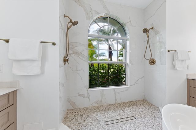 8717 Estate Drive, West Palm Beach, FL 33411