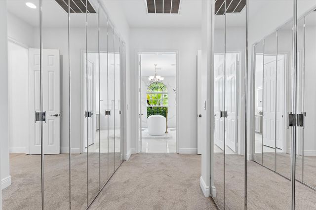 8717 Estate Drive, West Palm Beach, FL 33411