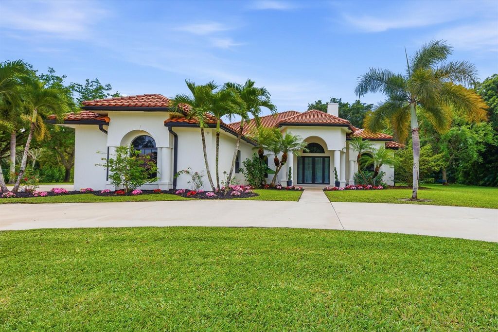 8717 Estate Drive, West Palm Beach, FL 33411