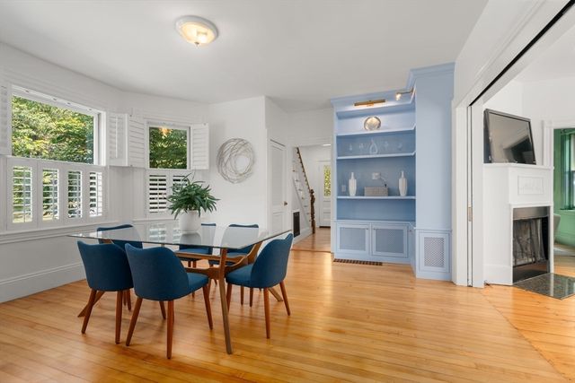 302 Concord Road, Weston, MA 02493