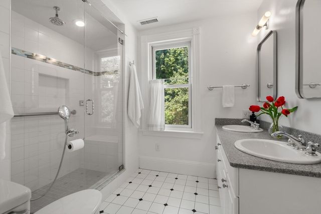 302 Concord Road, Weston, MA 02493