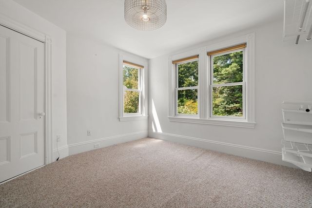 302 Concord Road, Weston, MA 02493