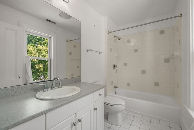 302 Concord Road, Weston, MA 02493