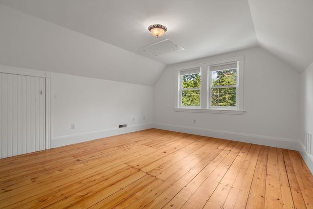 302 Concord Road, Weston, MA 02493