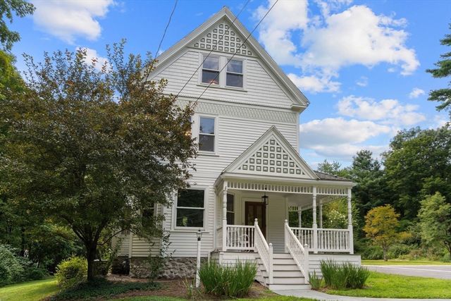 302 Concord Road, Weston, MA 02493
