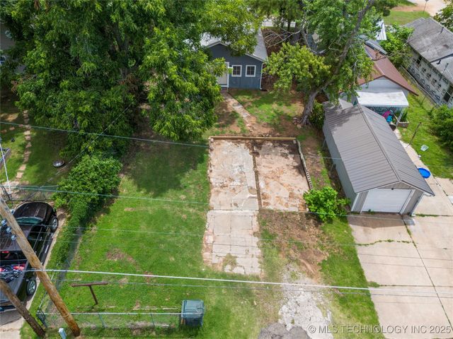 306 N Grant Avenue, Sand Springs, OK 74063