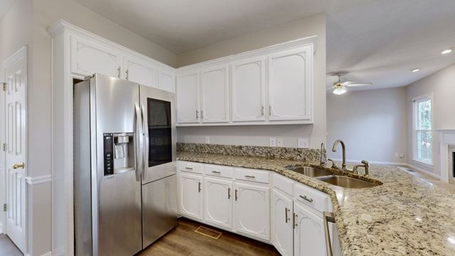 101 Vollan Ct, Hendersonville, TN 37075