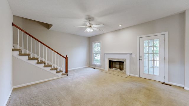 101 Vollan Ct, Hendersonville, TN 37075
