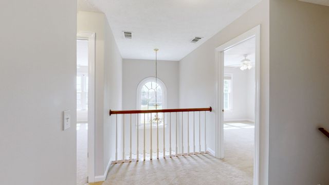 101 Vollan Ct, Hendersonville, TN 37075