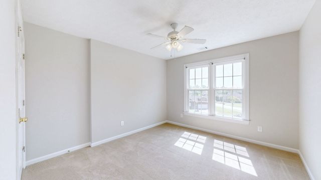 101 Vollan Ct, Hendersonville, TN 37075