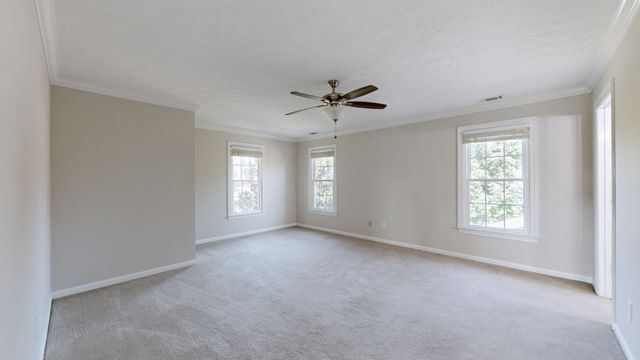 101 Vollan Ct, Hendersonville, TN 37075