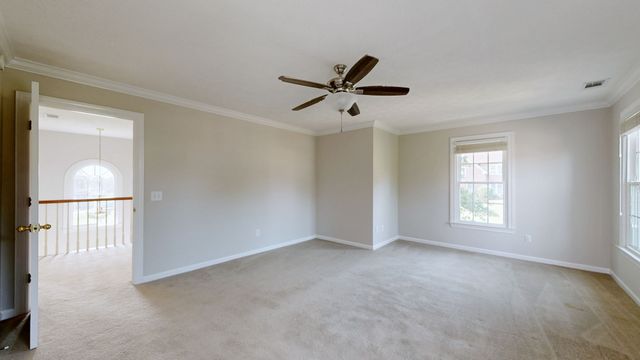 101 Vollan Ct, Hendersonville, TN 37075