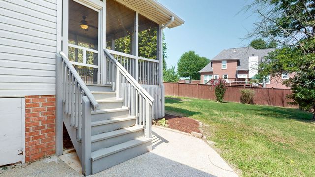 101 Vollan Ct, Hendersonville, TN 37075