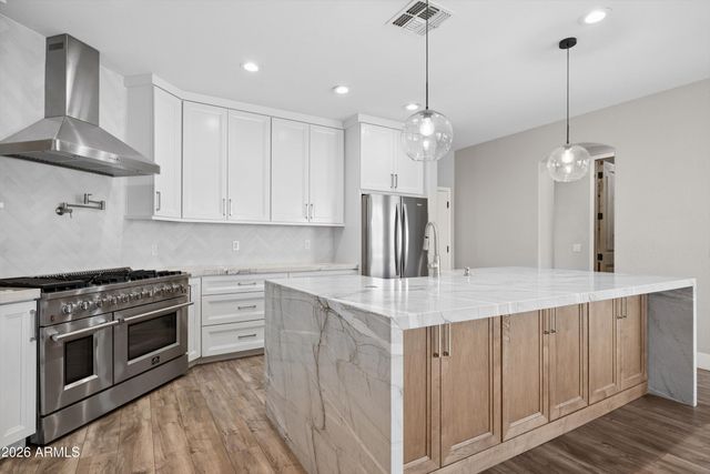 18430 E ASHRIDGE Drive, Queen Creek, AZ 85142