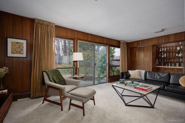 42 Thornwood Drive, Poughkeepsie, NY 12603