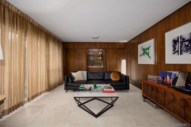 42 Thornwood Drive, Poughkeepsie, NY 12603