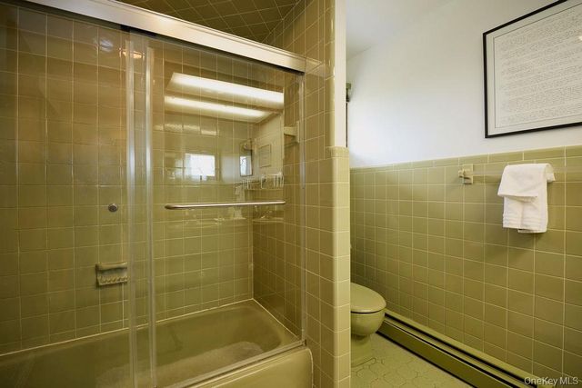 42 Thornwood Drive, Poughkeepsie, NY 12603