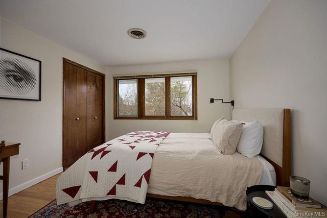 42 Thornwood Drive, Poughkeepsie, NY 12603