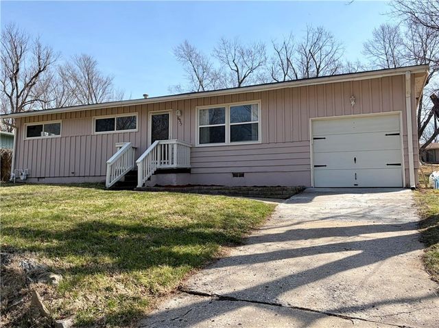 6937 NW Avalon Street, Kansas City, MO 64152