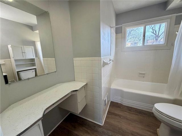 6937 NW Avalon Street, Kansas City, MO 64152