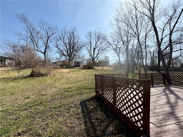 6937 NW Avalon Street, Kansas City, MO 64152