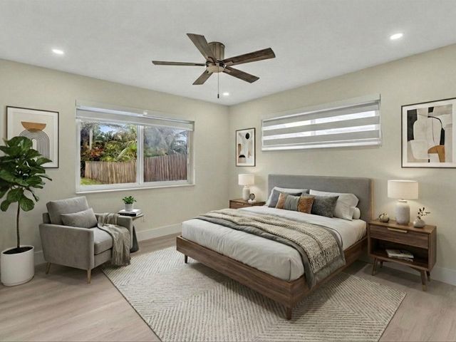 21 SE 11th Street, Dania Beach, FL 33004