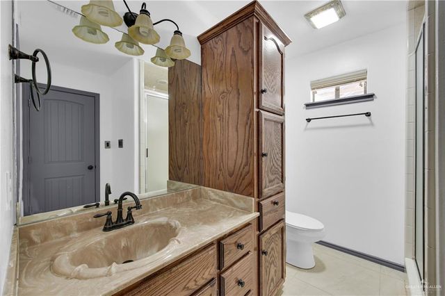 2110 El Cielo Lindo Court, Harlingen, TX 78552