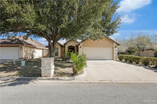 2110 El Cielo Lindo Court, Harlingen, TX 78552
