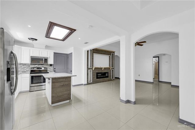 2110 El Cielo Lindo Court, Harlingen, TX 78552