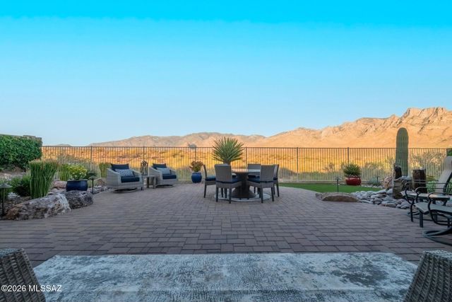 11656 N Silverwood Drive, Oro Valley, AZ 85737